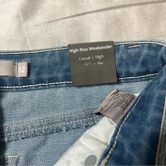 Tractr High Rise Weekender Shorts - Picture 6 of 11